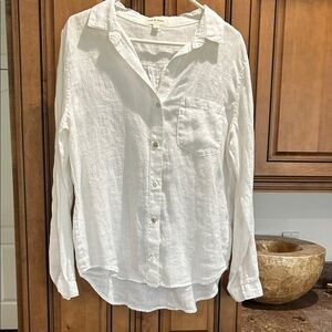 Cloth & Stone White Button Down Shirt